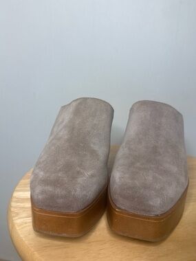 Vince Camuto Clog